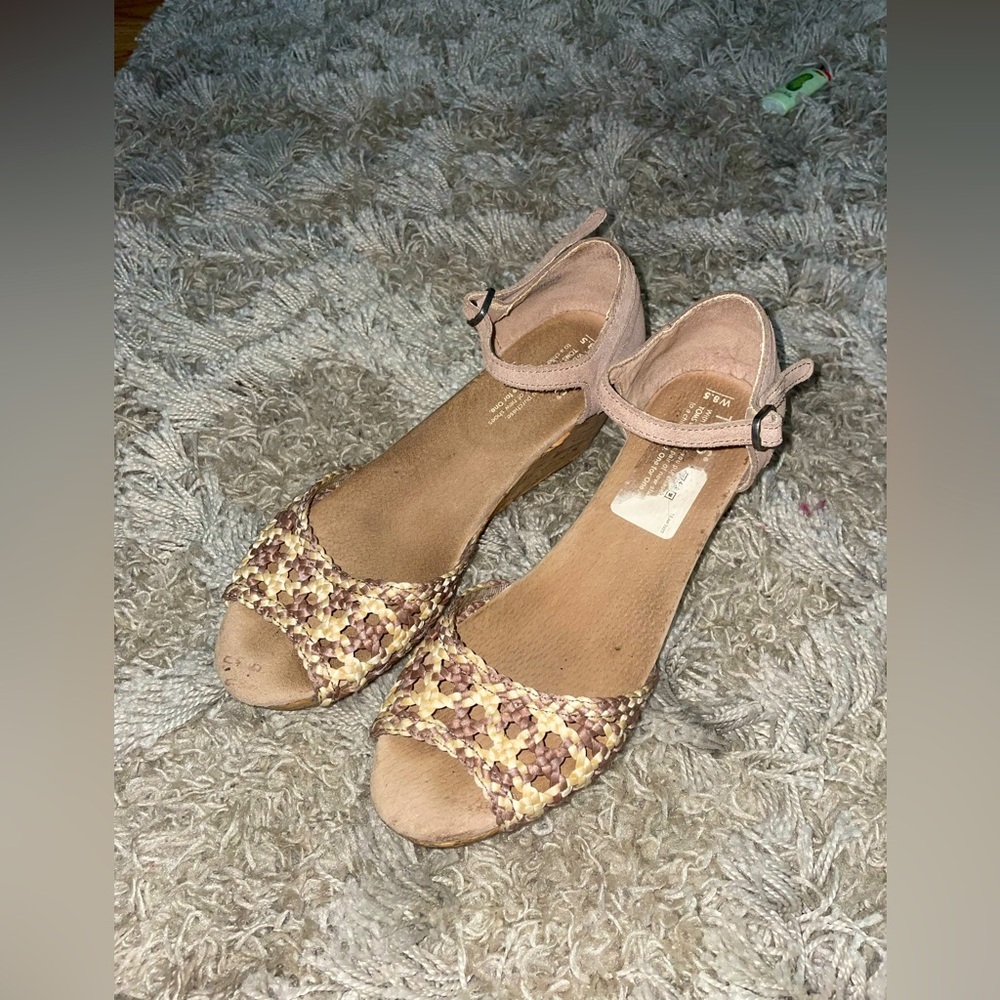 Toms heels!
